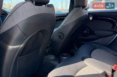 Хетчбек MINI Cooper 2017 в Черкасах
