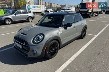 Хэтчбек MINI Cooper 2018 в Киеве