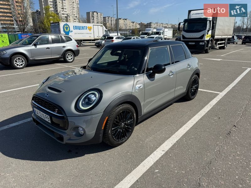 MINI Cooper 2018