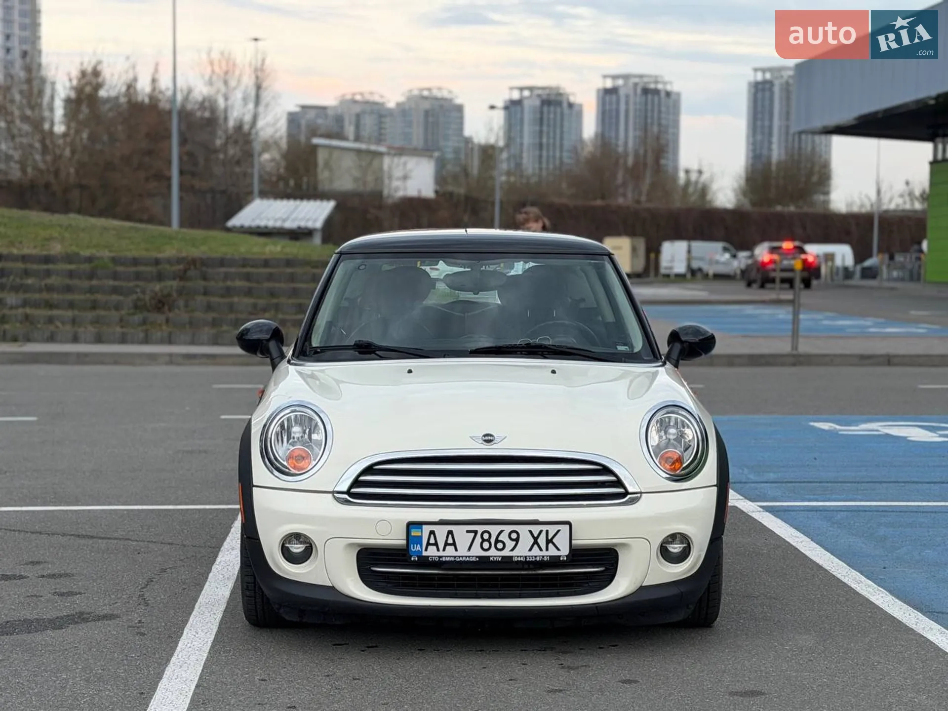 2012 MINI Cooper - мініатюра 2
