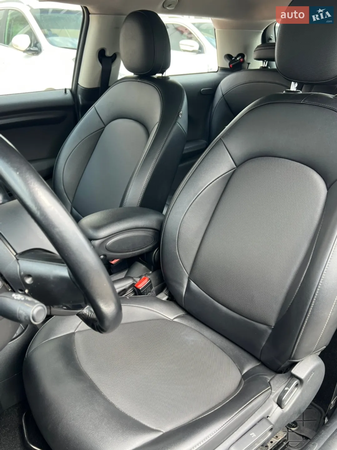 2015 MINI Cooper - мініатюра 16