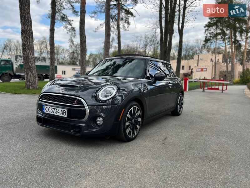 MINI Cooper 2018