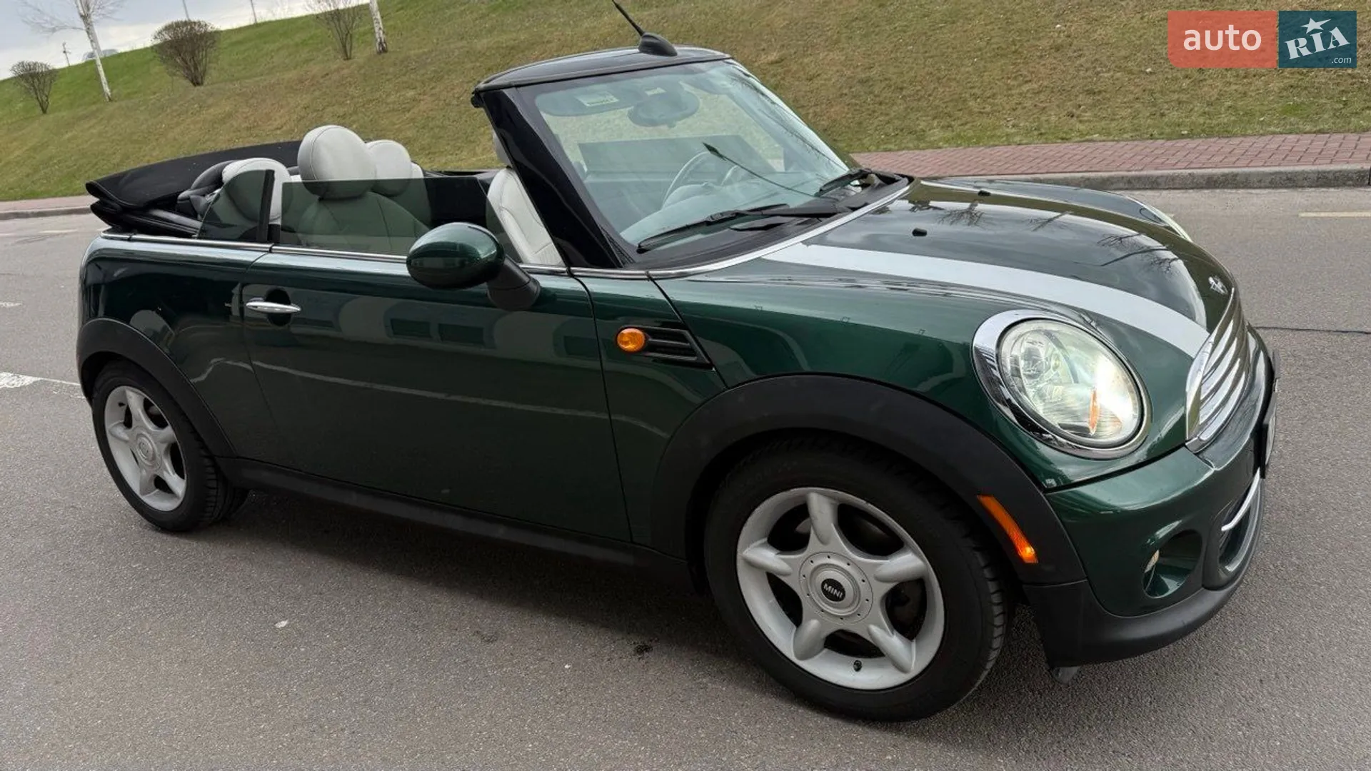 2011 MINI Cooper - мініатюра 28