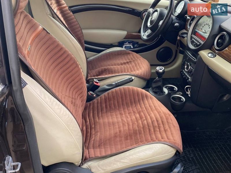 Хэтчбек MINI Cooper 2010 в Кременчуге