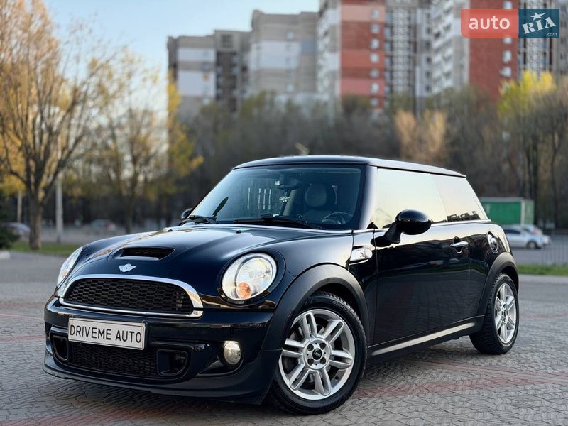MINI Cooper 2012