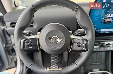 Хэтчбек MINI Cooper 2024 в Киеве фото 9 Хэтчбек MINI Cooper 2024 в Киеве