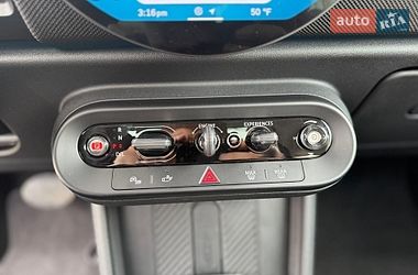 Хэтчбек MINI Cooper 2024 в Киеве фото 17 Хэтчбек MINI Cooper 2024 в Киеве