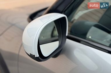Хэтчбек MINI Cooper 2024 в Киеве фото 20 Хэтчбек MINI Cooper 2024 в Киеве