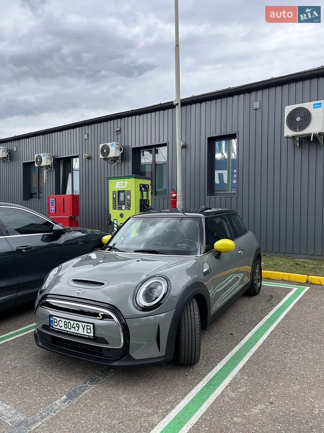 2021 MINI Cooper - фото 1