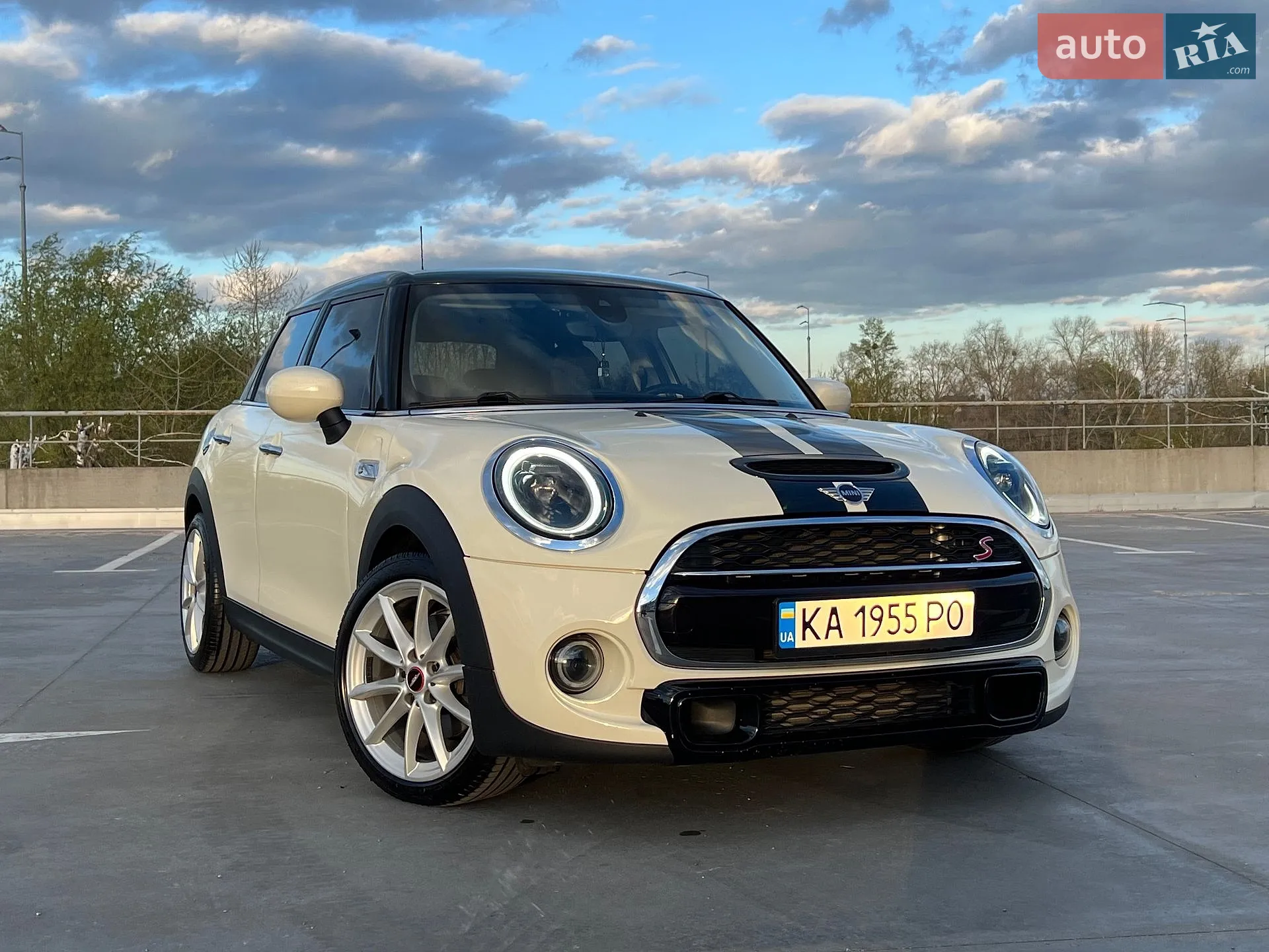 2019 MINI Cooper - мініатюра 3