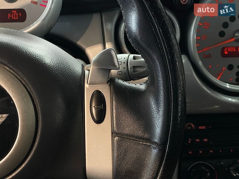 Хэтчбек MINI Cooper 2003 в Одессе