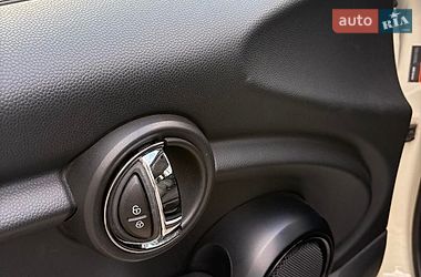 Хэтчбек MINI Cooper 2014 в Киеве фото 5 Хэтчбек MINI Cooper 2014 в Киеве