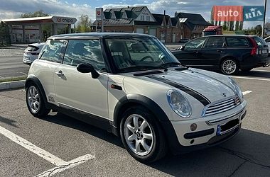 Хэтчбек MINI Cooper 2004 в Луцке