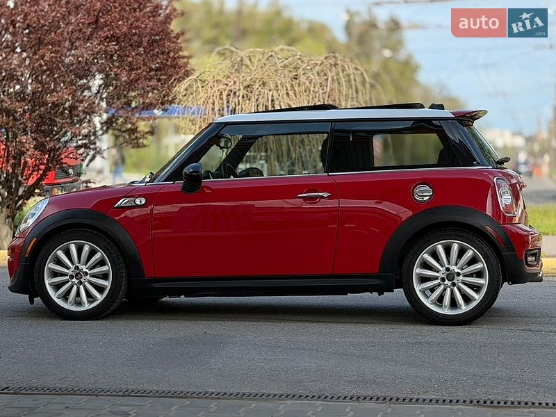 Хэтчбек MINI Cooper 2010 в Днепре фото 2 Хэтчбек MINI Cooper 2010 в Днепре
