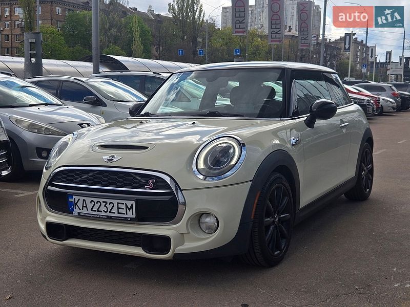 Хэтчбек MINI Cooper 2014 в Киеве