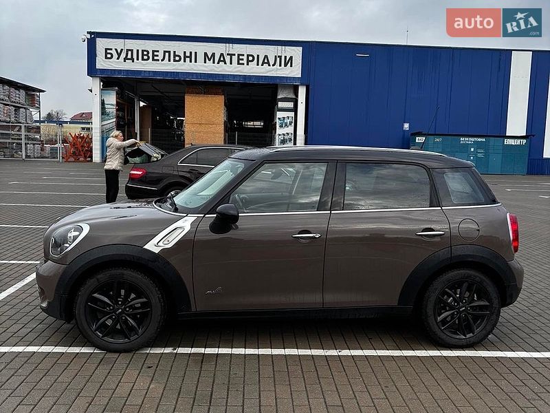 Хэтчбек MINI Cooper 2013 в Дрогобыче