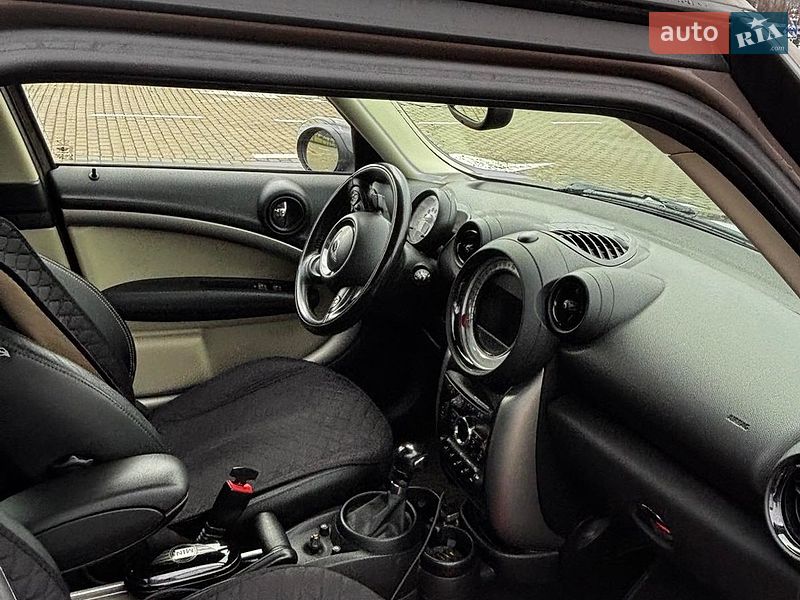 Хэтчбек MINI Cooper 2013 в Дрогобыче