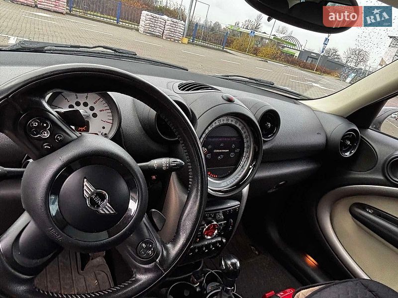 Хэтчбек MINI Cooper 2013 в Дрогобыче
