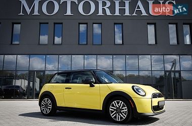Хетчбек MINI Cooper 2024 в Чернівцях