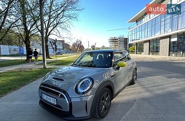 Хэтчбек MINI Cooper 2021 в Ужгороде