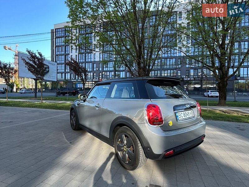 Хэтчбек MINI Cooper 2021 в Ужгороде