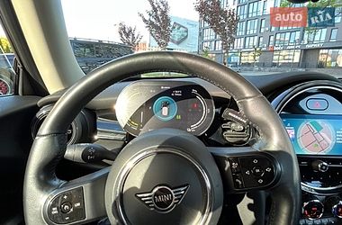 Хэтчбек MINI Cooper 2021 в Ужгороде