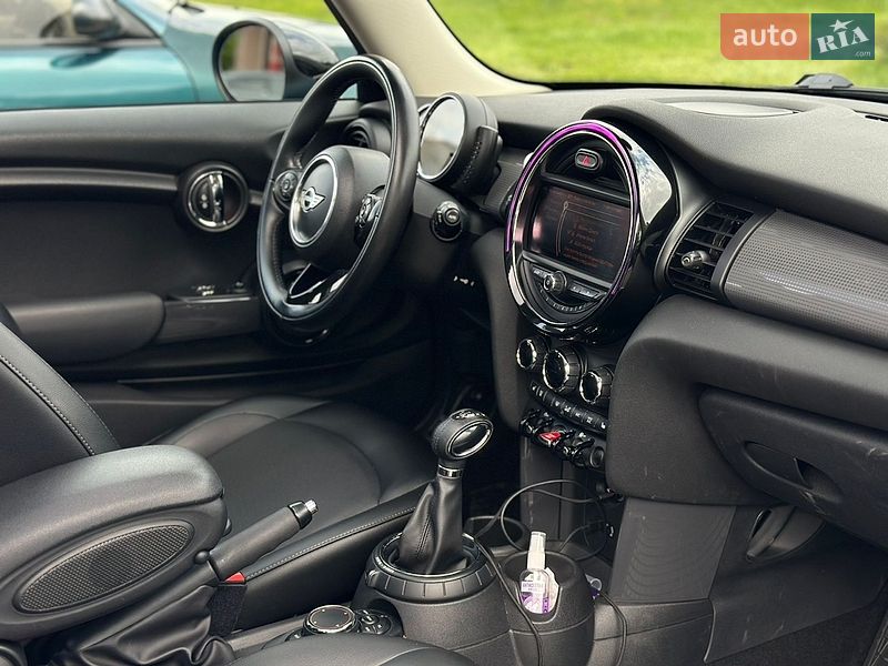 Купе MINI Cooper 2015 в Кременчуці