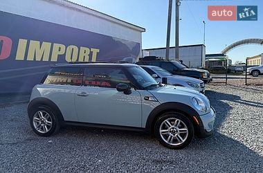 Хетчбек MINI Cooper 2012 в Стрию