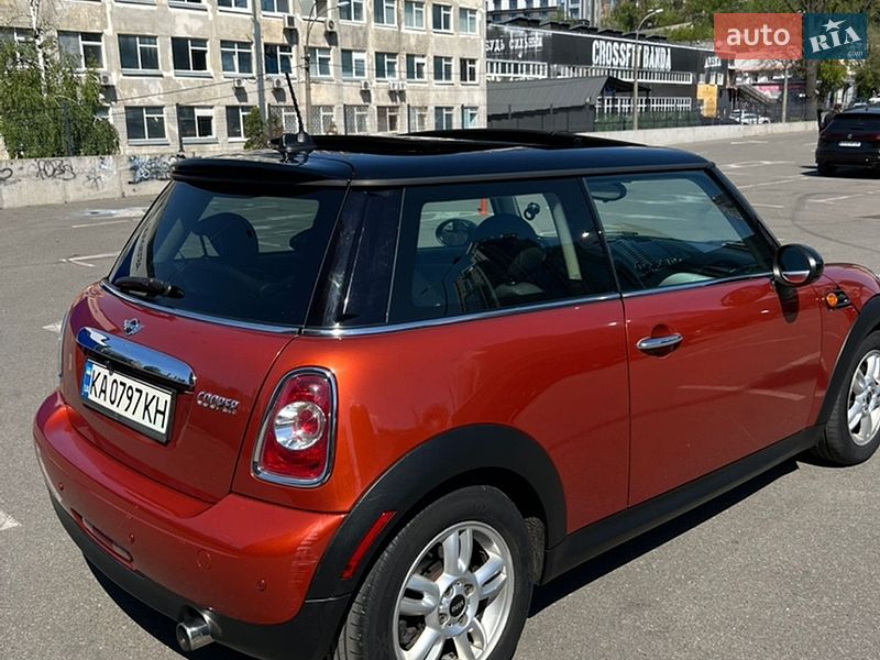 Хэтчбек MINI Cooper 2013 в Киеве