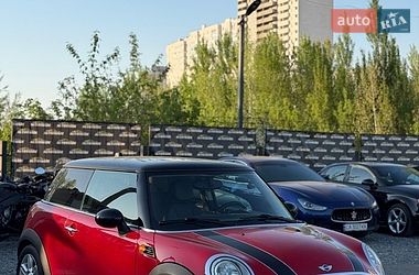 Хэтчбек MINI Cooper 2010 в Киеве