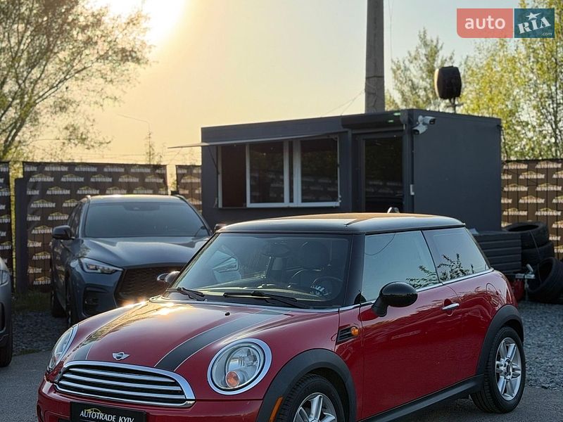 Хэтчбек MINI Cooper 2010 в Киеве