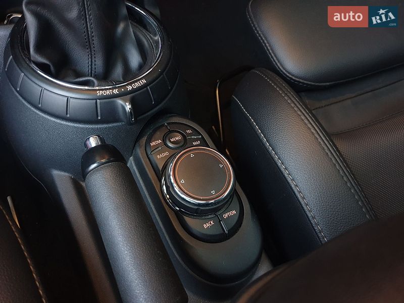 Хетчбек MINI Cooper 2015 в Вінниці