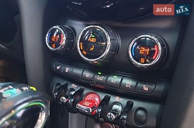 Хэтчбек MINI Cooper 2015 в Виннице