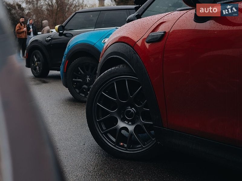 Хетчбек MINI Cooper 2015 в Вінниці