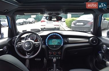 Хетчбек MINI Cooper 2017 в Києві