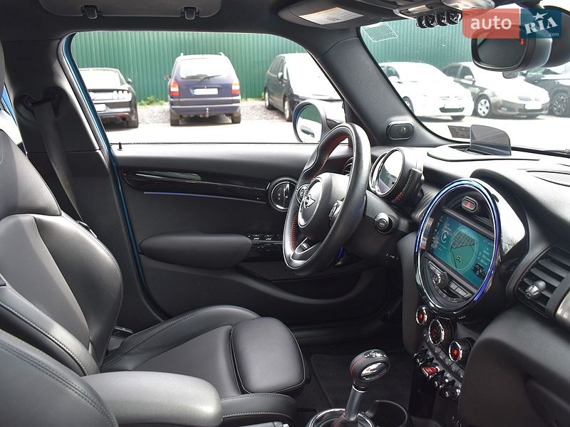 Хетчбек MINI Cooper 2017 в Києві