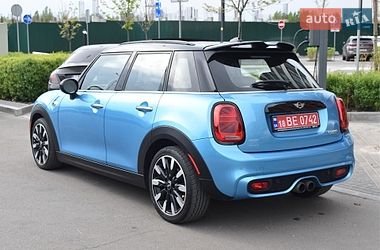 Хетчбек MINI Cooper 2017 в Києві