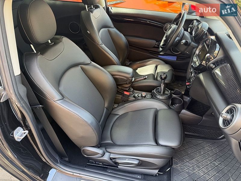 Хэтчбек MINI Cooper 2014 в Киеве