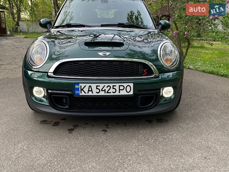 Хетчбек MINI Cooper 2015 в Києві