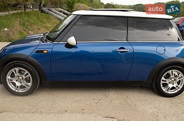 Хэтчбек MINI Cooper 2006 в Киеве