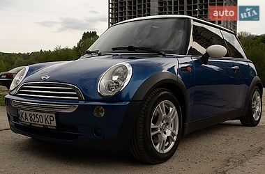 Хэтчбек MINI Cooper 2006 в Киеве