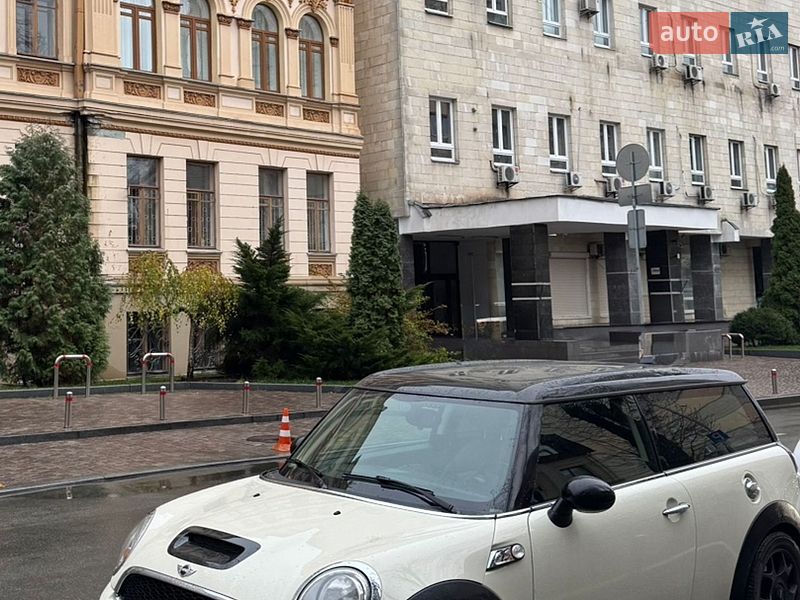 MINI Cooper 2013