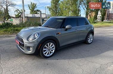 mini cooper 2019 в Кременчуг от профессионального продавца Геннадий
