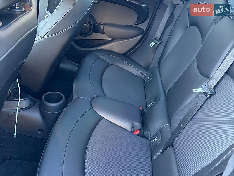Хетчбек MINI Cooper 2017 в Києві