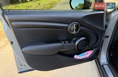 Хэтчбек MINI Cooper 2019 в Кременчуге