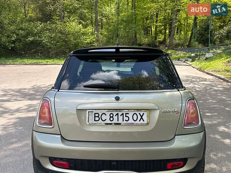 Хэтчбек MINI Cooper 2007 в Рава-Русской