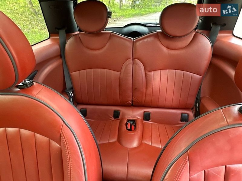 Хэтчбек MINI Cooper 2007 в Рава-Русской фото 10 Хэтчбек MINI Cooper 2007 в Рава-Русской