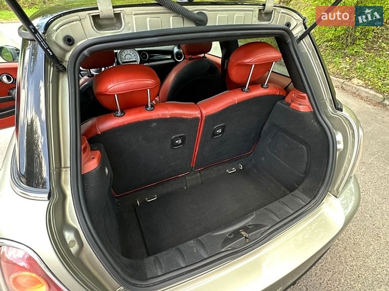 Хэтчбек MINI Cooper 2007 в Рава-Русской фото 12 Хэтчбек MINI Cooper 2007 в Рава-Русской