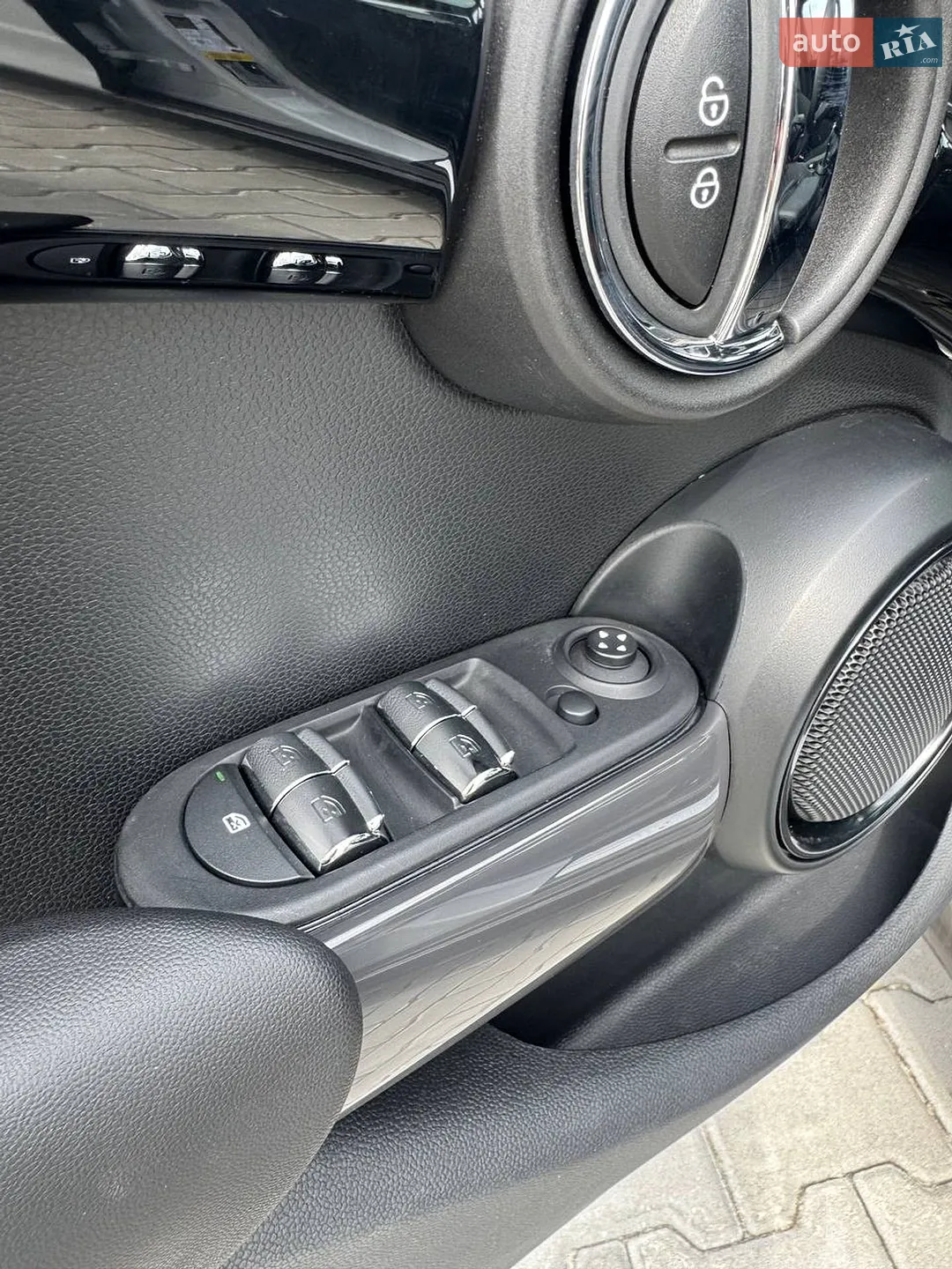 2020 MINI Cooper - мініатюра 12