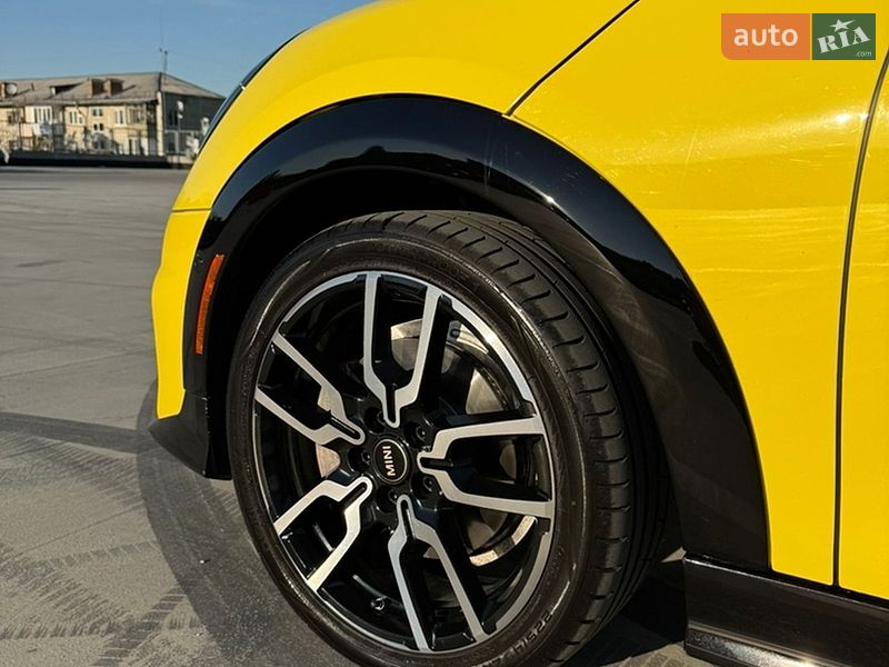 Хетчбек MINI Cooper 2024 в Києві